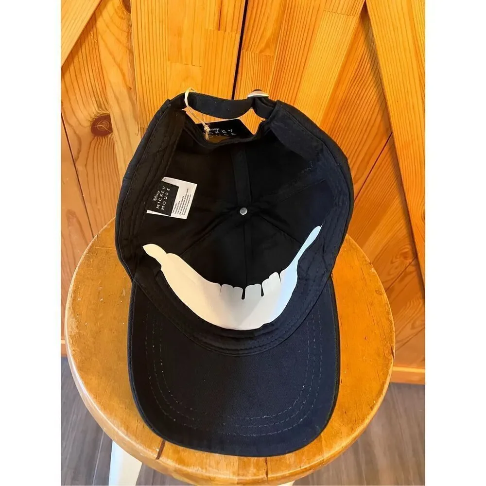 Disney Mickey Mouse hat black front patch adjustable (3384) nwt